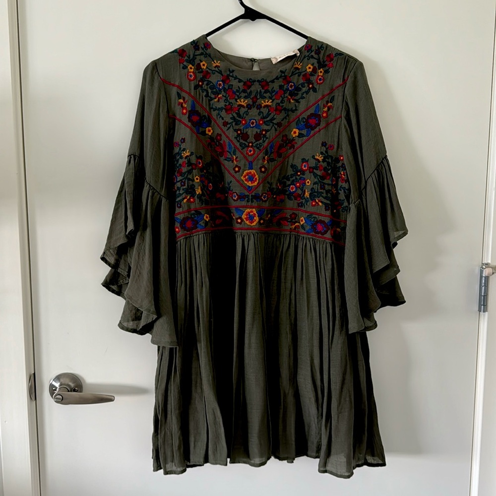 Altar’d State Dress - size S